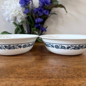 Corelle Old Town Blue Bowls Set of 2 Retro Kitchen Vintage 12 oz Floral USA‎